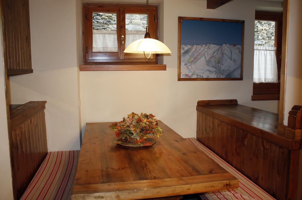Apartamentos Valle De Aran Mont Rum bild
